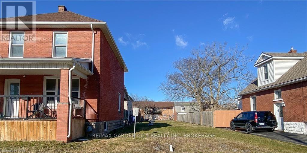 281 Niagara Street, Welland, Ontario  L3C 1K5 - Photo 2 - X9410929