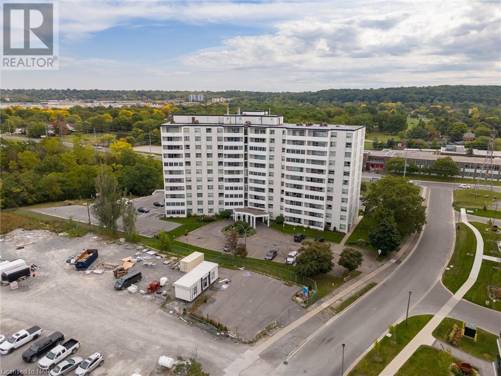 35 Towering Heights Boulevard Unit# 903, St. Catharines, Ontario  L2T 3G8 - Photo 4 - 40491130