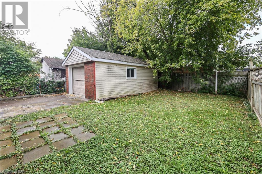 261 Vine Street, St. Catharines, Ontario  L2M 4T2 - Photo 38 - 40537679