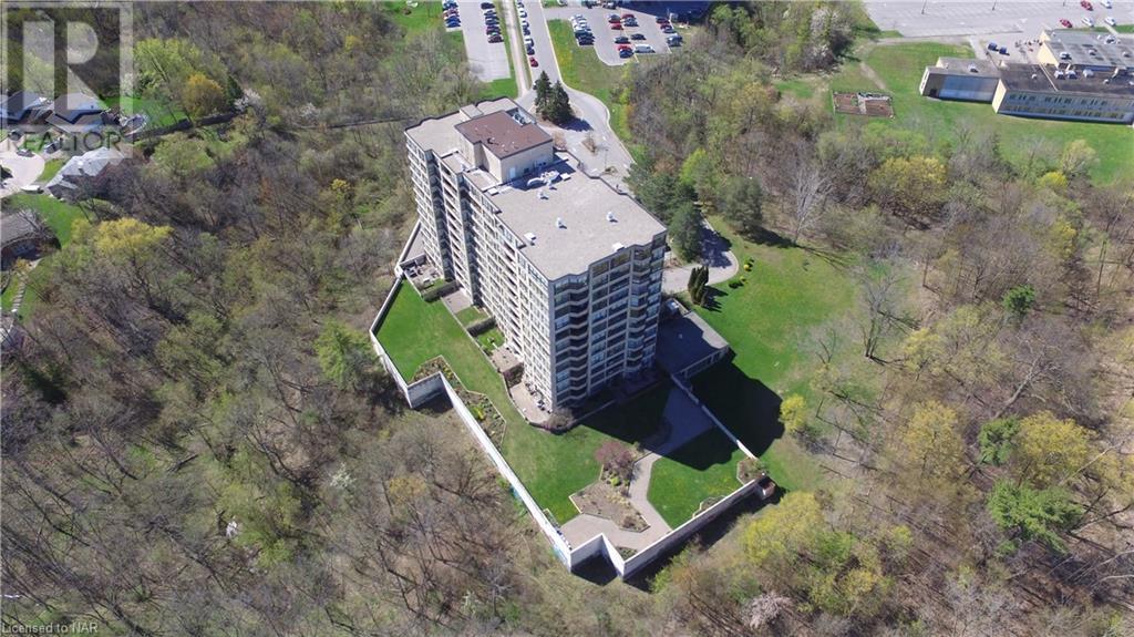 3 Towering Hts Boulevard Unit# 303, St. Catharines, Ontario  L2T 4A4 - Photo 24 - 40612406