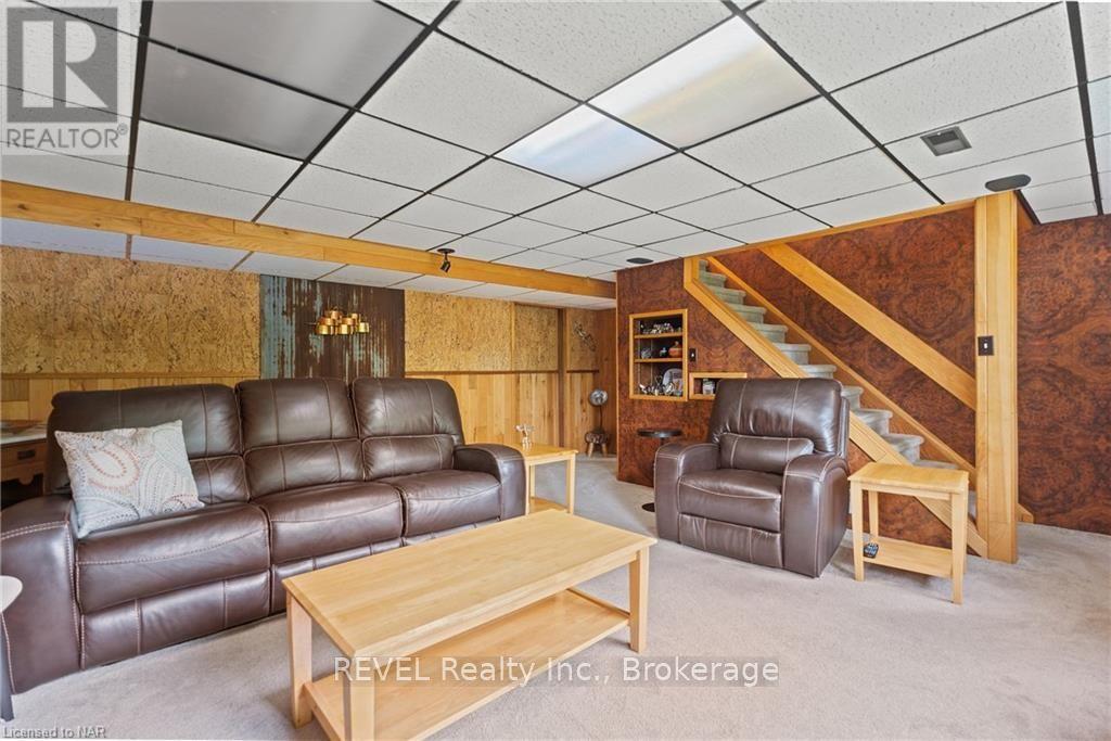 1677 Gregory Road, St. Catharines, Ontario  L2R 6P9 - Photo 24 - X9414220