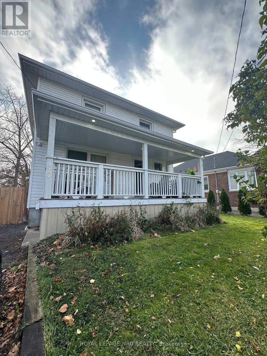 5292 Bridge Street, Niagara Falls, Ontario  L2E 2T3 - Photo 1 - X9413074