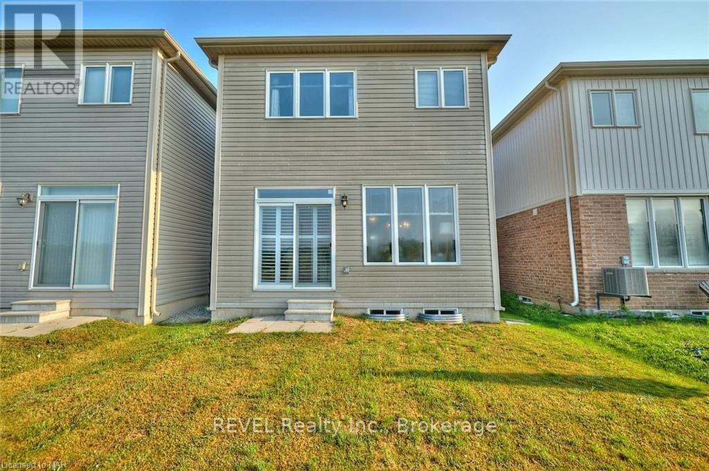 7821 Dockweed Drive, Niagara Falls, Ontario  L2H 3R9 - Photo 25 - X9413299