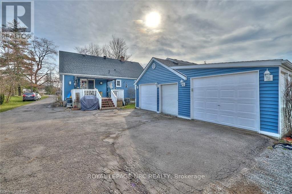 725 South Pelham Road, Welland, Ontario  L3C 3C9 - Photo 21 - X9413435