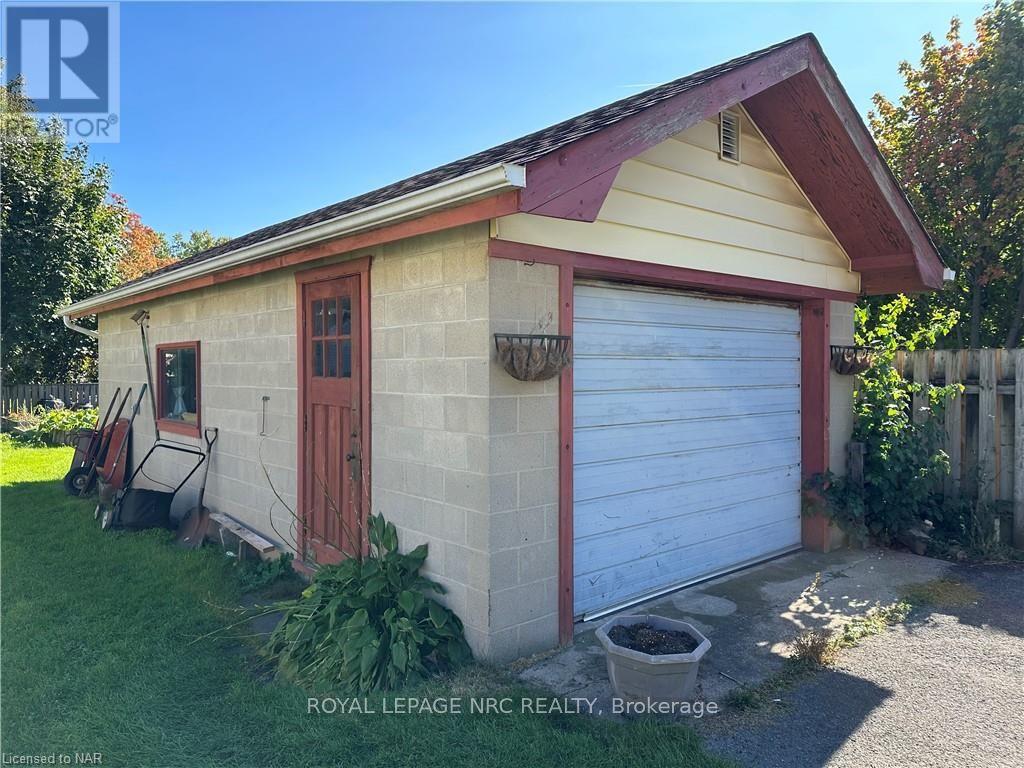 6322 Drummond Road, Niagara Falls, Ontario  L2G 4M9 - Photo 12 - X9413866