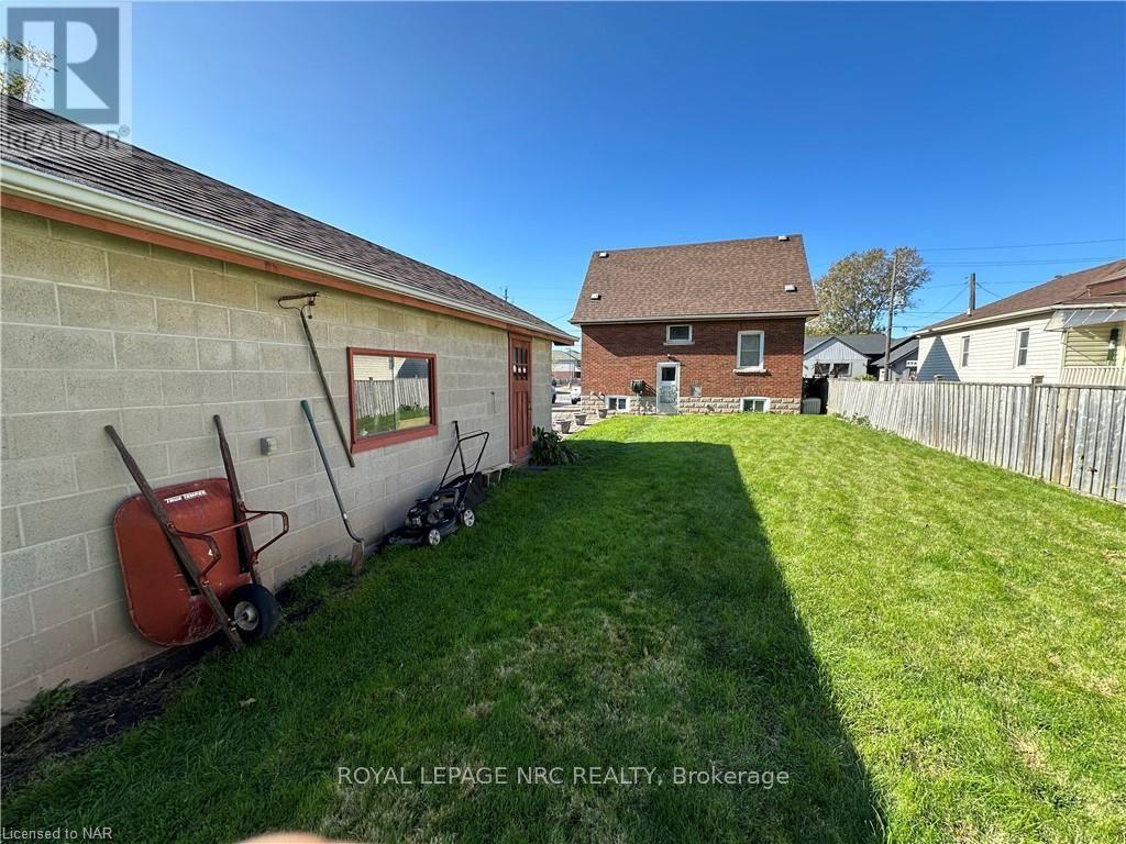 6322 Drummond Road, Niagara Falls, Ontario  L2G 4M9 - Photo 14 - X9413866