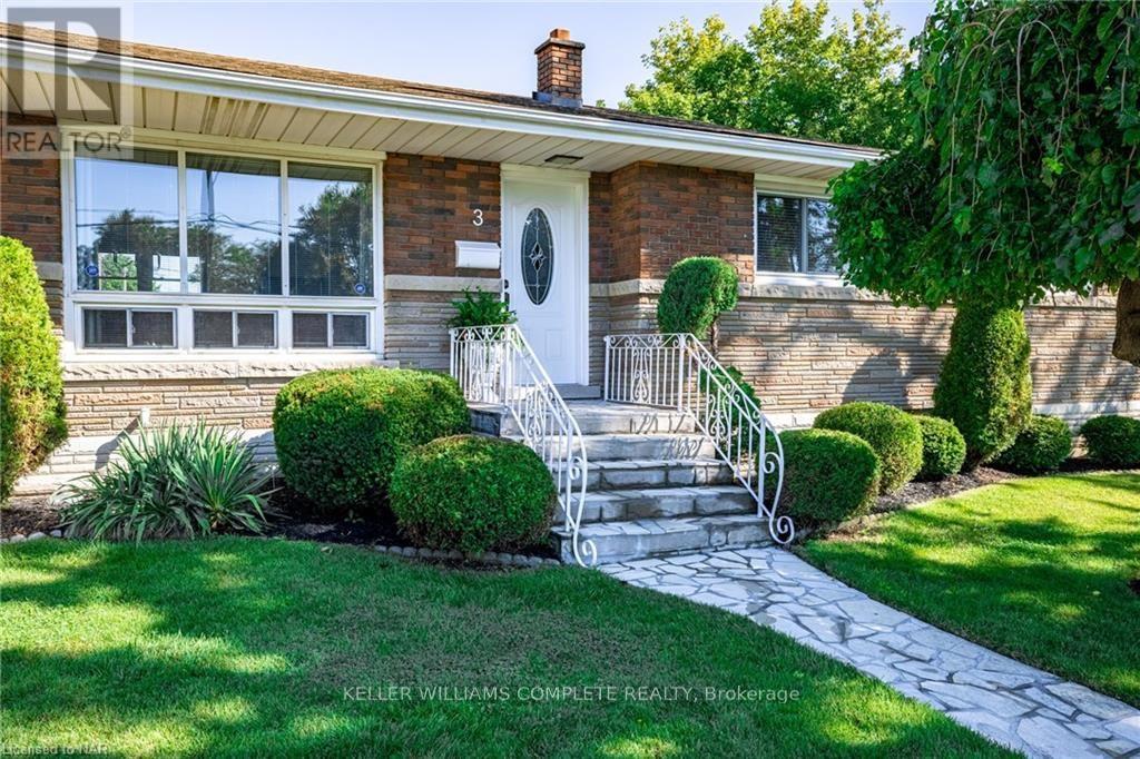 3 Grove Avenue, St. Catharines, Ontario  L2P 1C5 - Photo 4 - X9413663