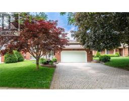 12 FERN GATE, Pelham, Ontario