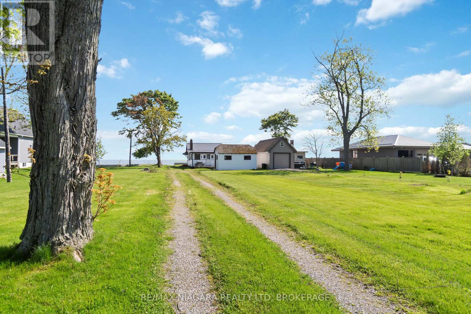 10953 Lakeshore Road, Wainfleet, Ontario  L3K 5V4 - Photo 3 - X10421330