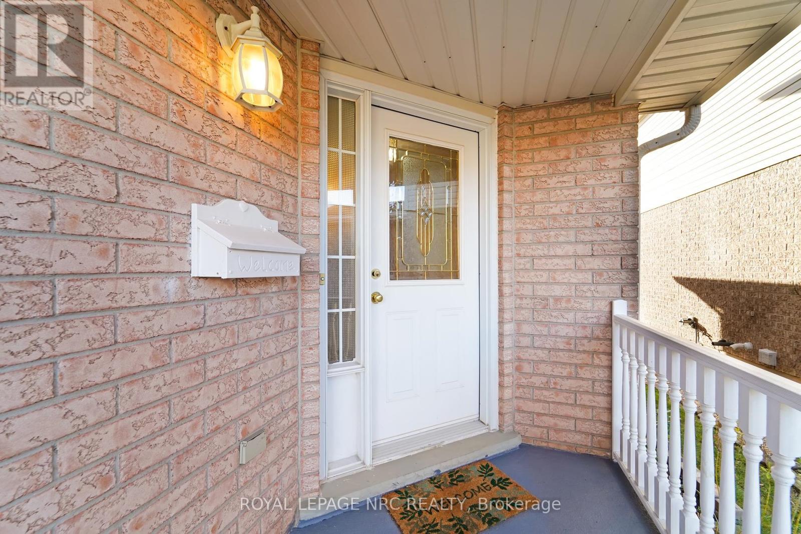 27 Hollyridge Crescent, Kitchener, Ontario  N2N 3L8 - Photo 3 - X10423495