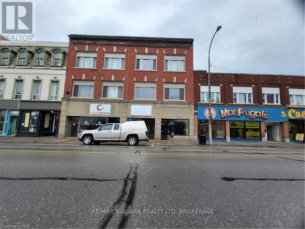 341 St. Paul Street, St. Catharines, Ontario  L2R 3N1 - Photo 2 - X10425745