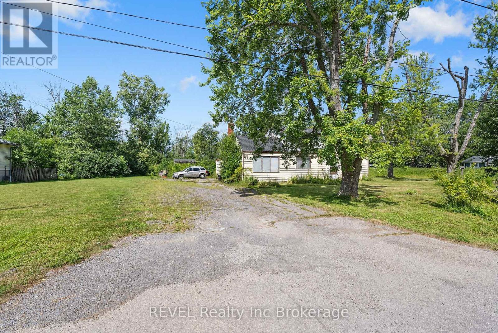 519 Buffalo Road, Fort Erie, Ontario  L2A 5G7 - Photo 5 - X9230392