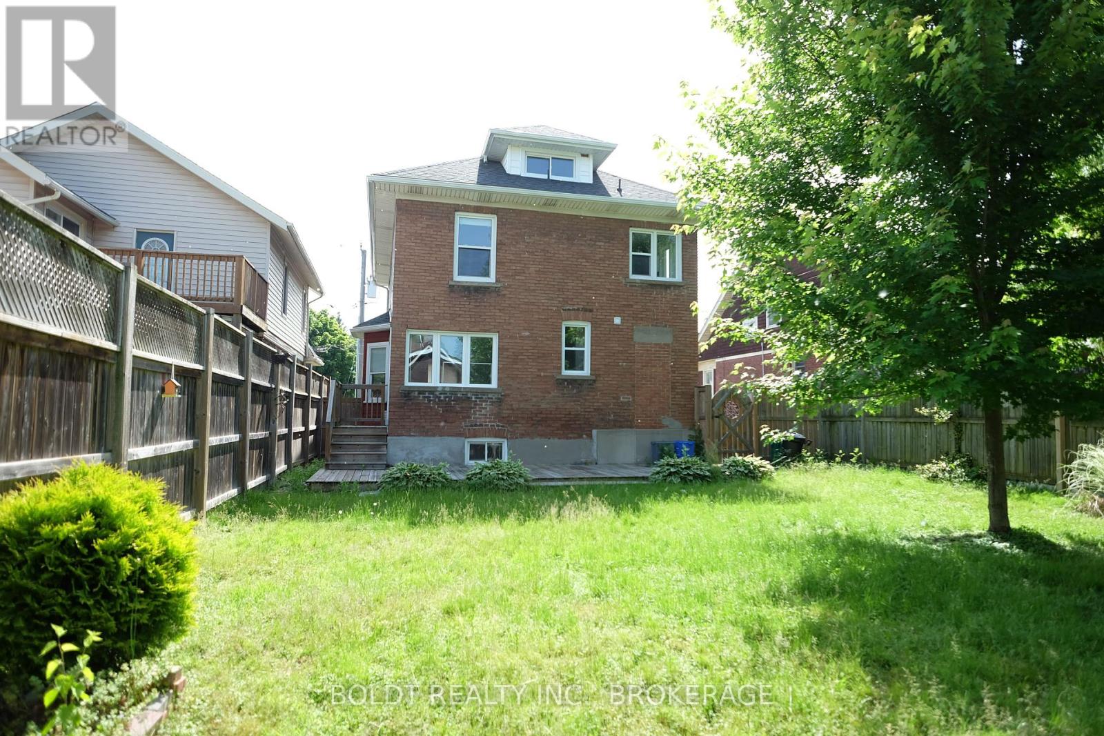 2 - 5029 Fourth Avenue, Niagara Falls, Ontario  L2E 4P5 - Photo 2 - X10431870