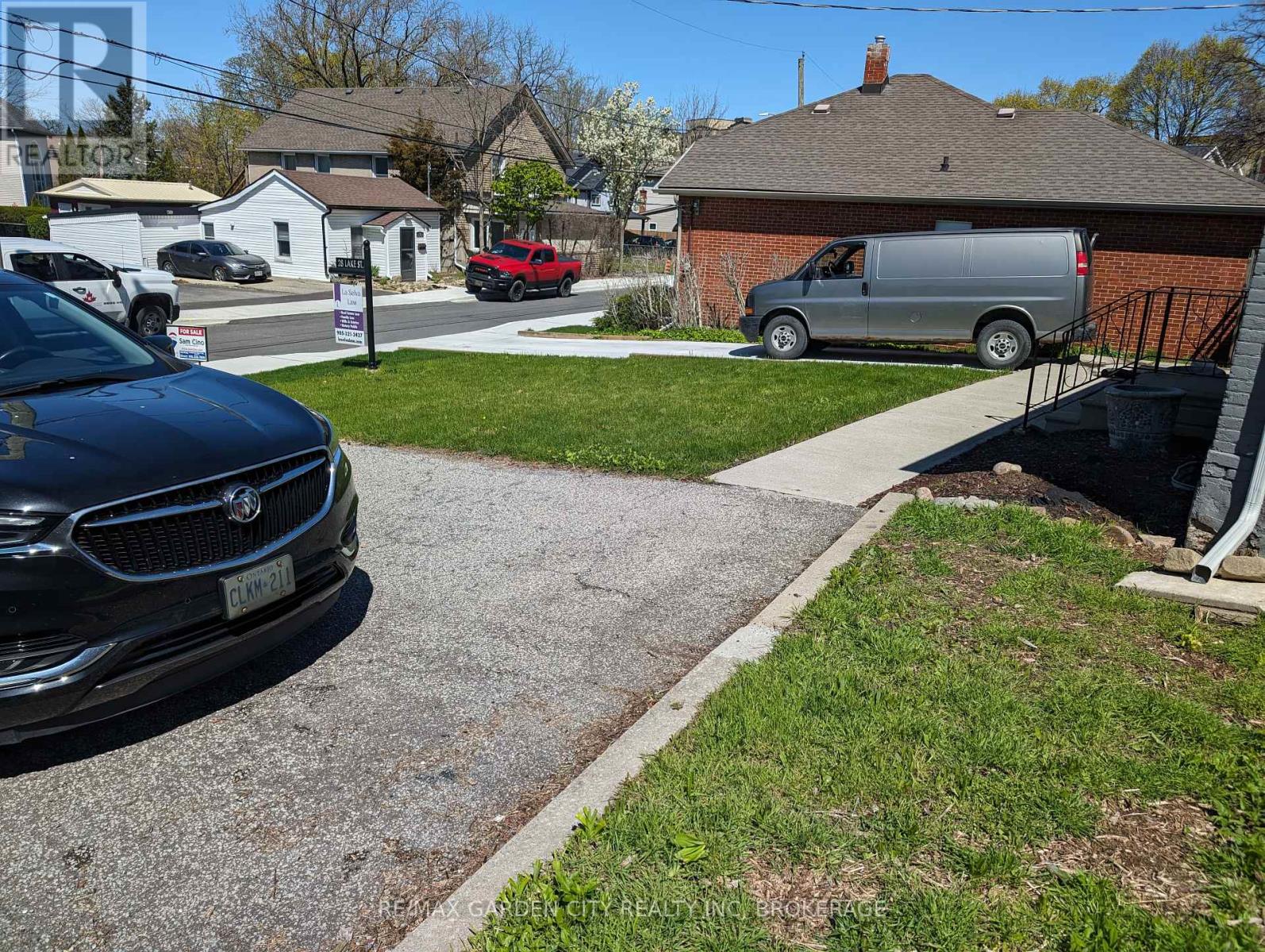 28 Lake Street, St. Catharines, Ontario  L2R 5W6 - Photo 19 - X8263900