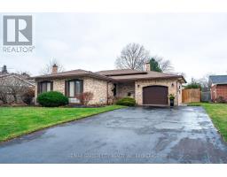 9 ROYAL OAK DRIVE, St. Catharines, Ontario