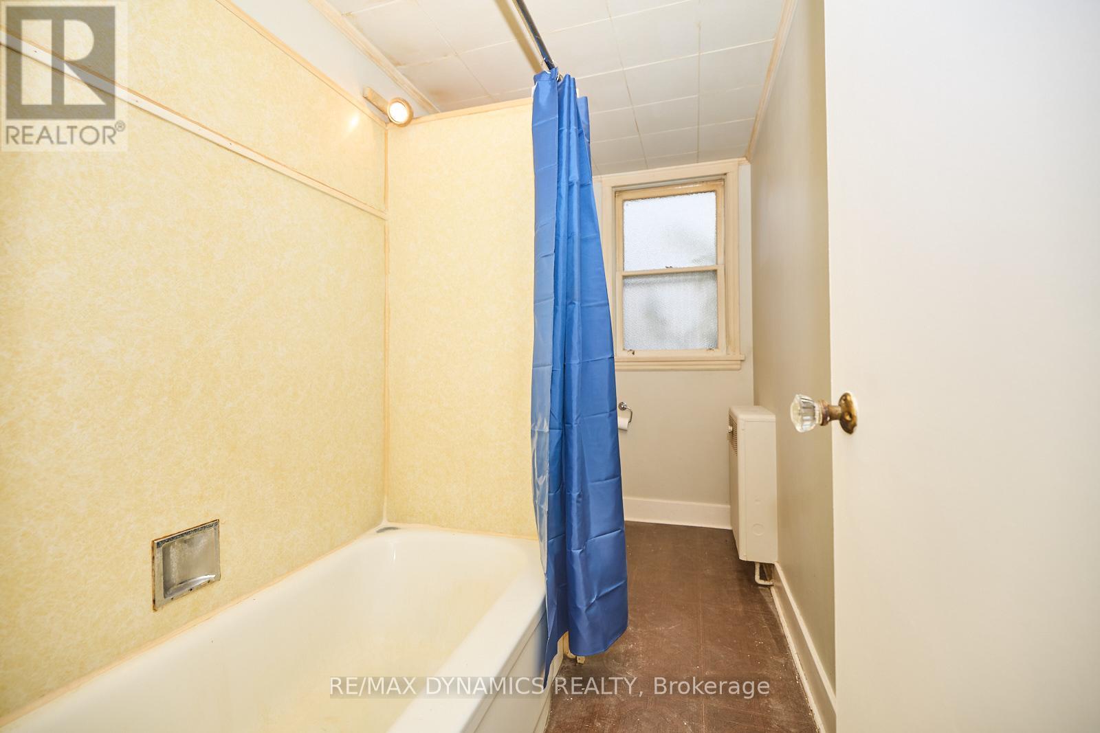 522 Ontario Street, St. Catharines, Ontario  L2N 4N3 - Photo 21 - X11899204