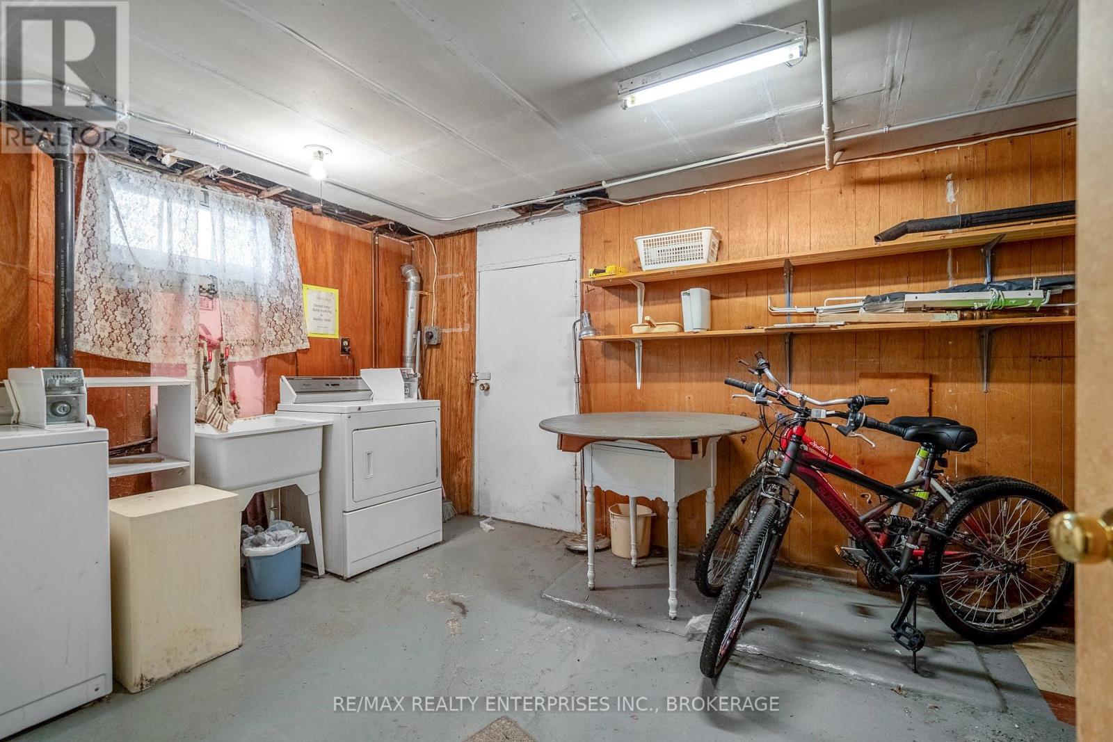 496 Carlton Street, St. Catharines, Ontario  L2M 4X3 - Photo 18 - X11899523