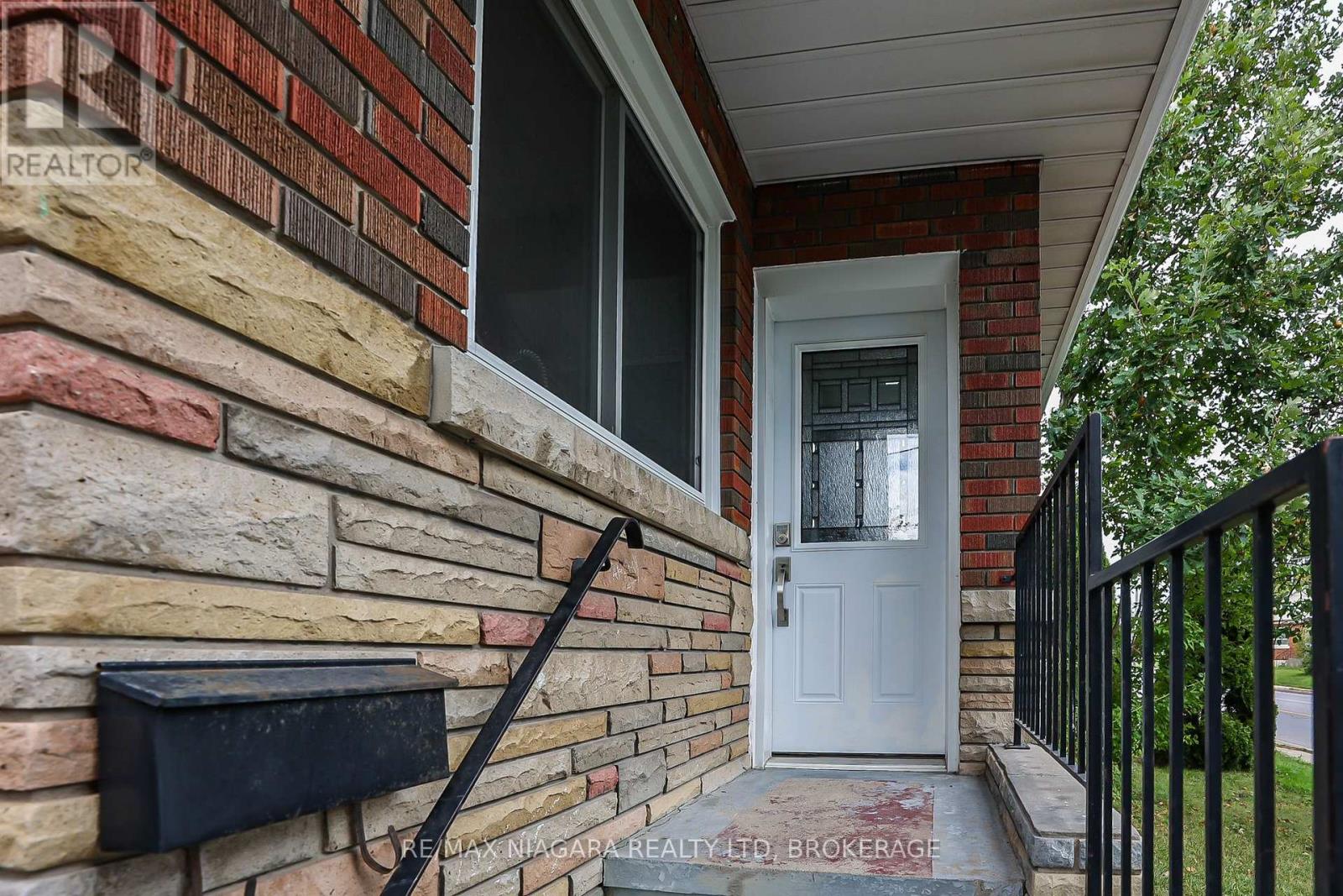 261 Vine Street, St. Catharines, Ontario  L2M 4T2 - Photo 36 - X11931503