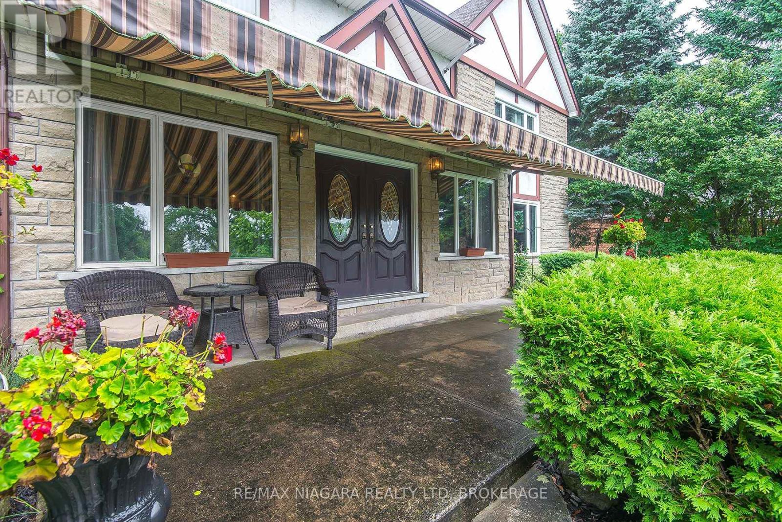 140 Lakeshore Road, Fort Erie, Ontario  L2A 1B2 - Photo 17 - X11995455