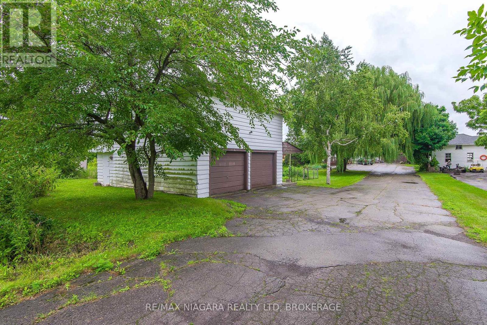 140 Lakeshore Road, Fort Erie, Ontario  L2A 1B2 - Photo 19 - X11995455