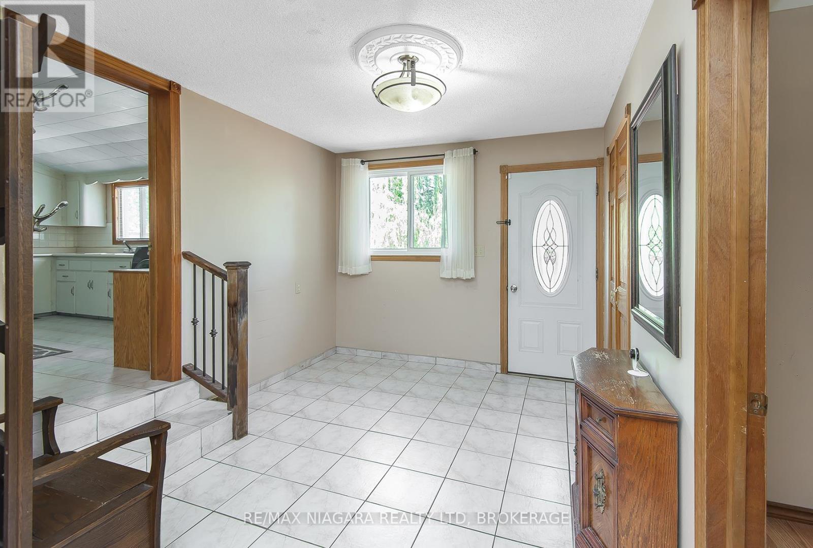 140 Lakeshore Road, Fort Erie, Ontario  L2A 1B2 - Photo 29 - X11995455