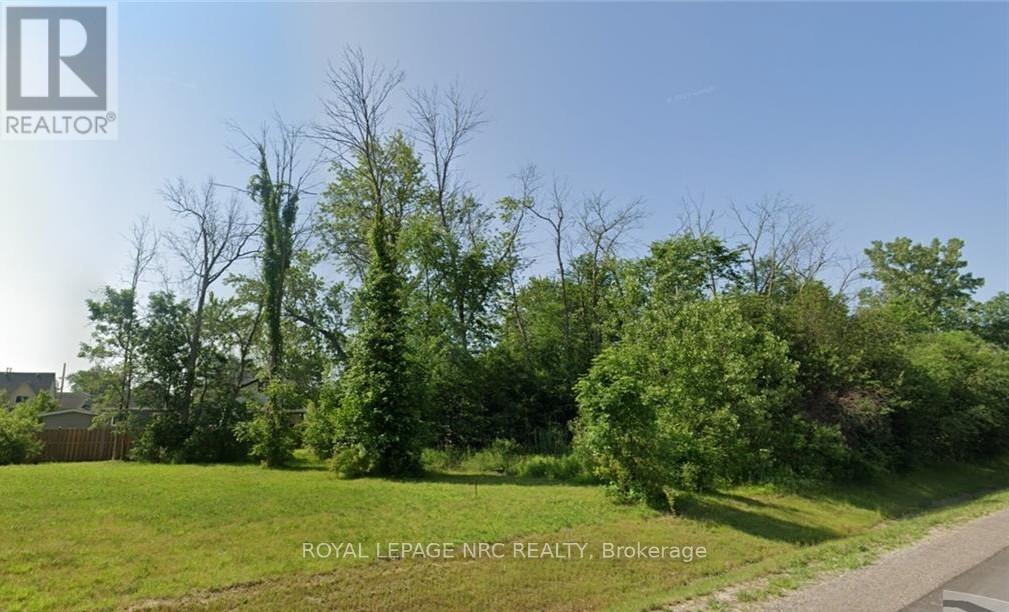 0-3781 Dominion Road, Fort Erie, Ontario  L2A 1G3 - Photo 1 - X12077599