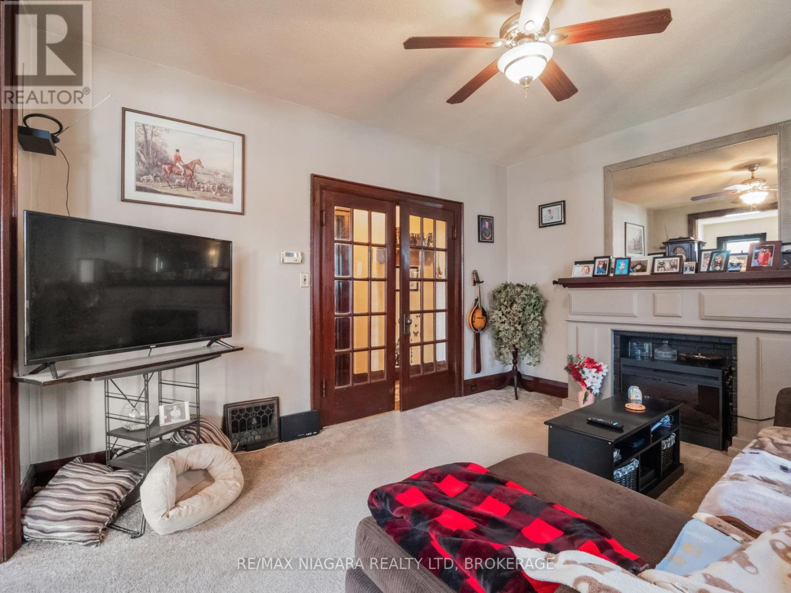 215 Phipps Street, Fort Erie, Ontario  L2A 2V4 - Photo 5 - X12103583