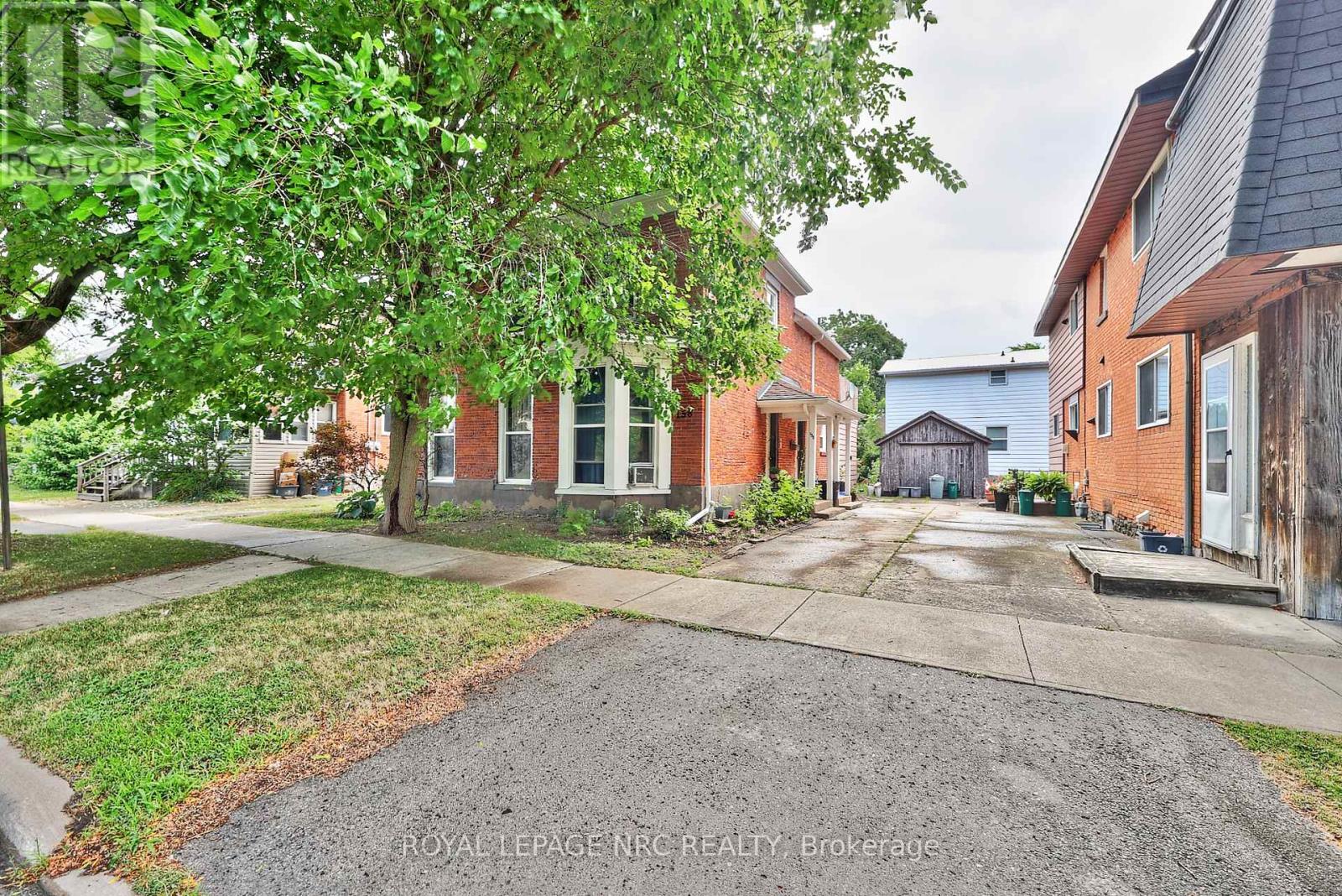 158 Lake Street, St. Catharines, Ontario  L2R 5Y7 - Photo 1 - X12295864