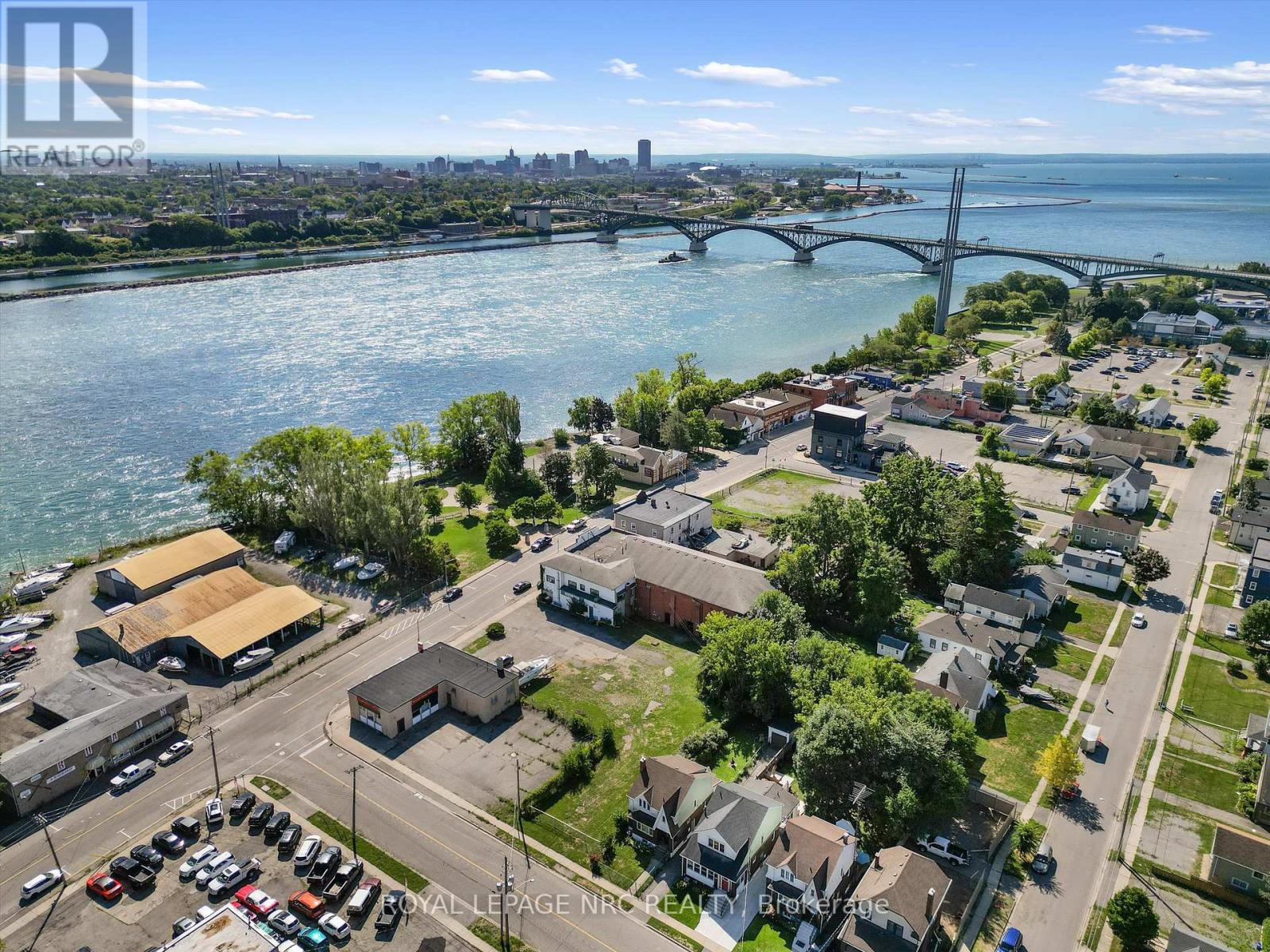 155 Niagara Boulevard, Fort Erie, Ontario  L2A 3G6 - Photo 14 - X12376129