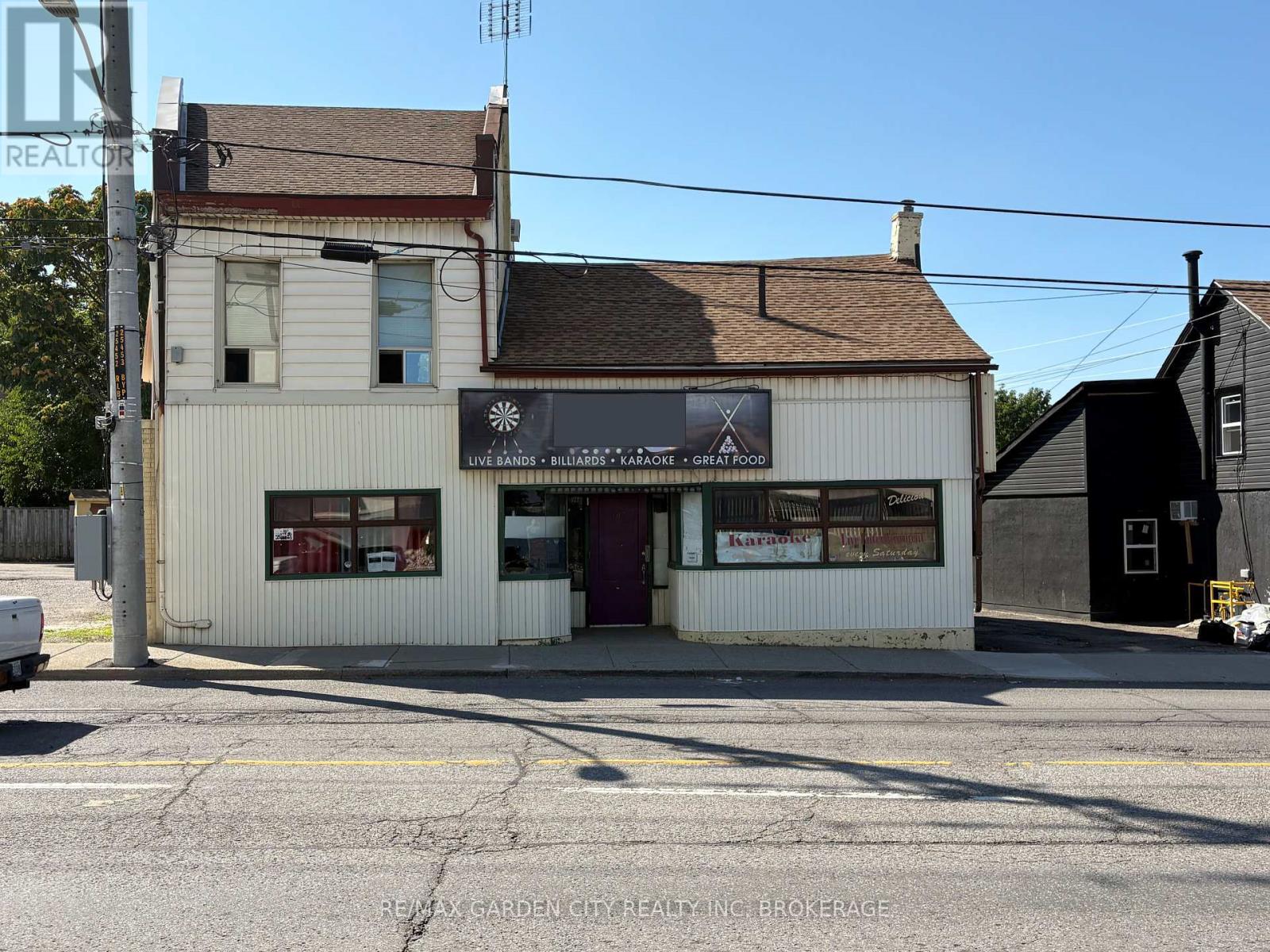 101 Geneva Street, St. Catharines, Ontario  L2R 4N1 - Photo 1 - X12392465