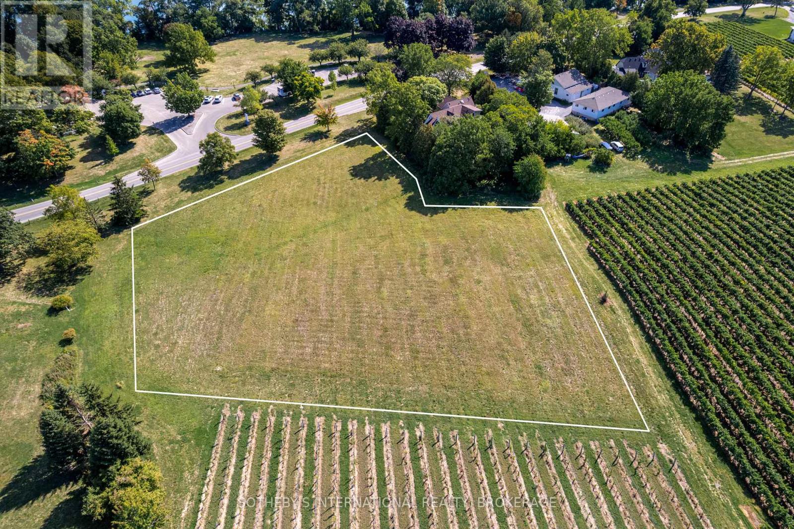 15936 Niagara Parkway, Niagara-On-The-Lake, Ontario  L0S 1J0 - Photo 1 - X12394191