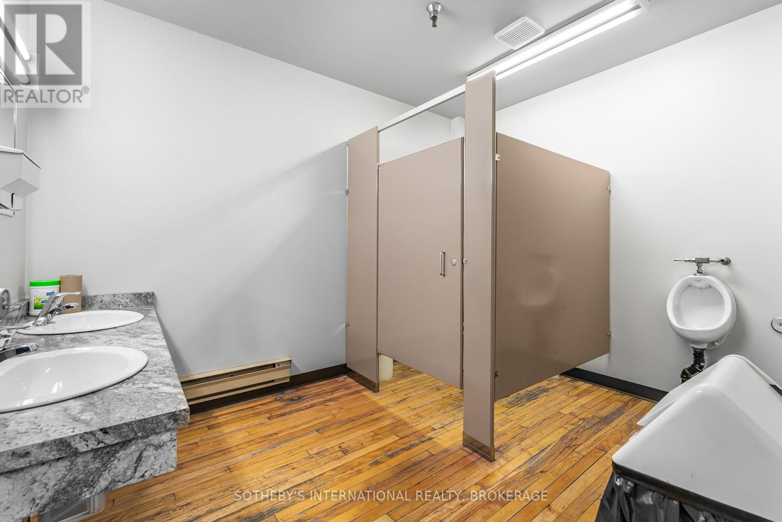 207 - 243 Church Street, St. Catharines, Ontario  L2R 3E8 - Photo 13 - X12449705