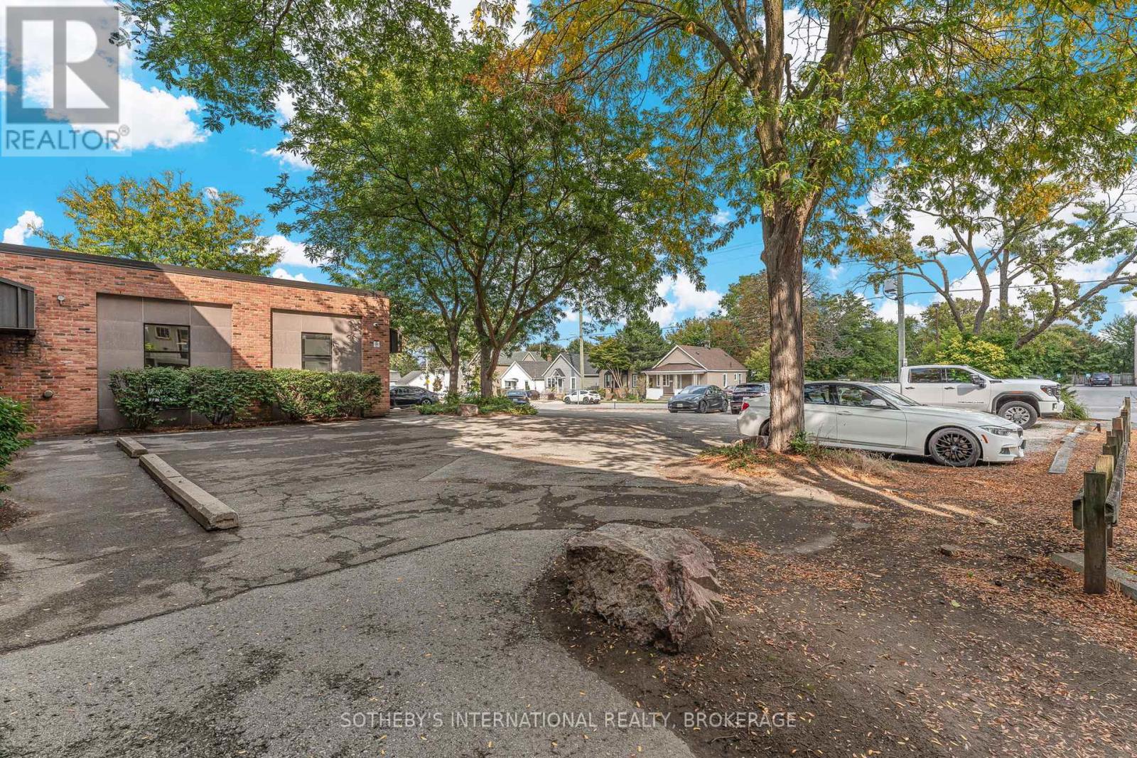 208 - 243 Church Street, St. Catharines, Ontario  L2R 3E8 - Photo 16 - X12449710