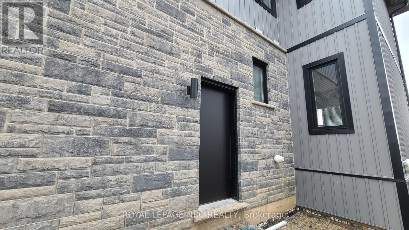 Lower - 7386 Splendour Drive, Niagara Falls, Ontario  L2H 3V8 - Photo 4 - X12589268