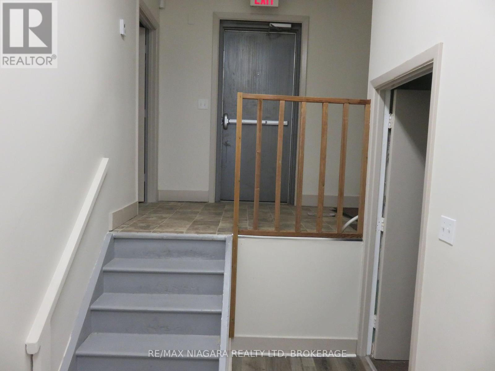60 Jarvis Street, Fort Erie, Ontario  L2A 2S4 - Photo 4 - X12600716