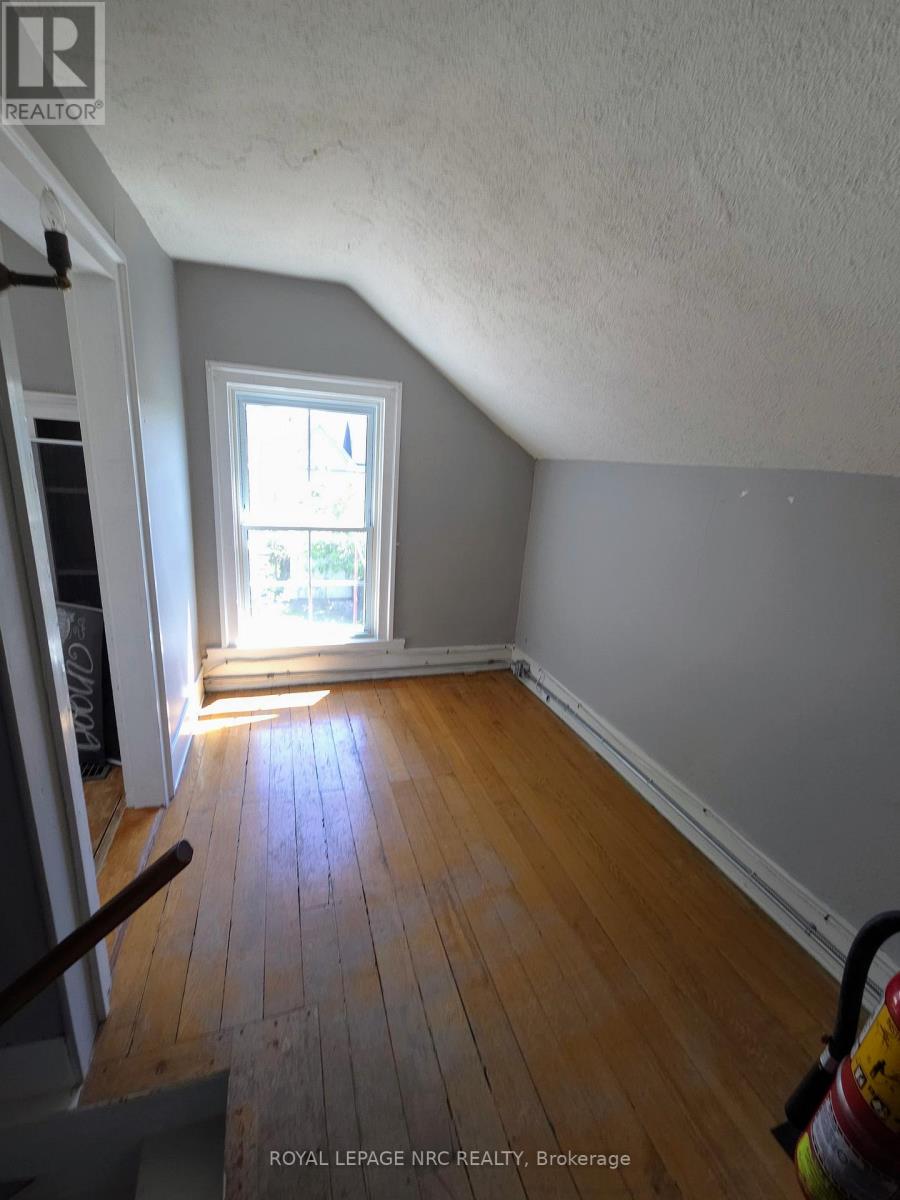 264 Ridge Road N, Fort Erie, Ontario  L0S 1N0 - Photo 14 - X12667854