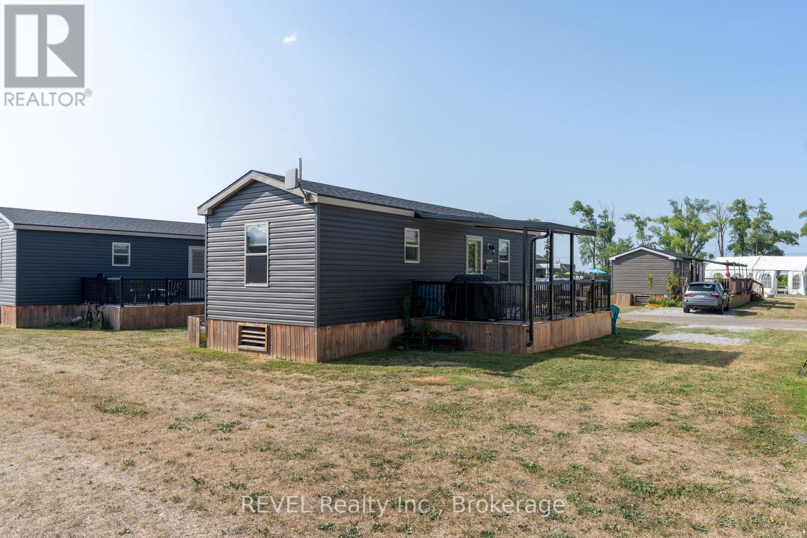 303 - 1501 Line 8 Road, Niagara-On-The-Lake, Ontario  L0S 1L0 - Photo 1 - X12795656