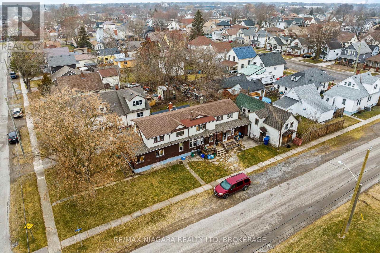 48 Johnston Street, Port Colborne, Ontario  L3K 1G6 - Photo 3 - X12798840