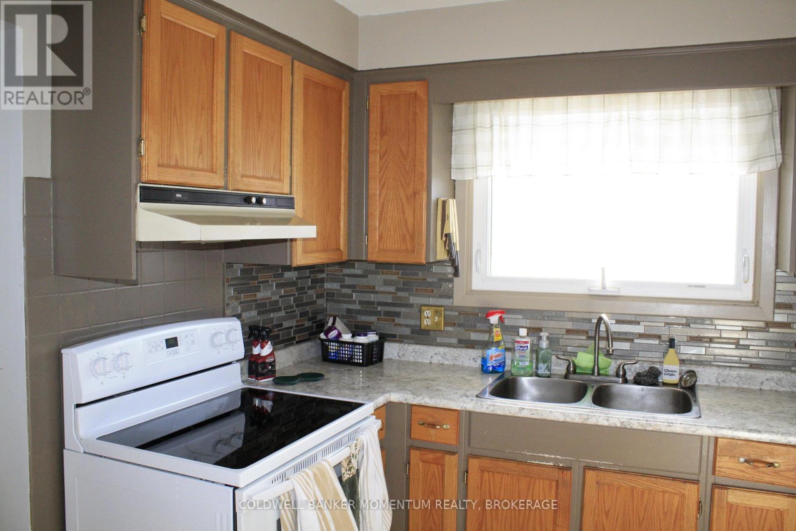 4351 Briarwood Avenue, Niagara Falls, Ontario  L2E 5W2 - Photo 5 - X12816338