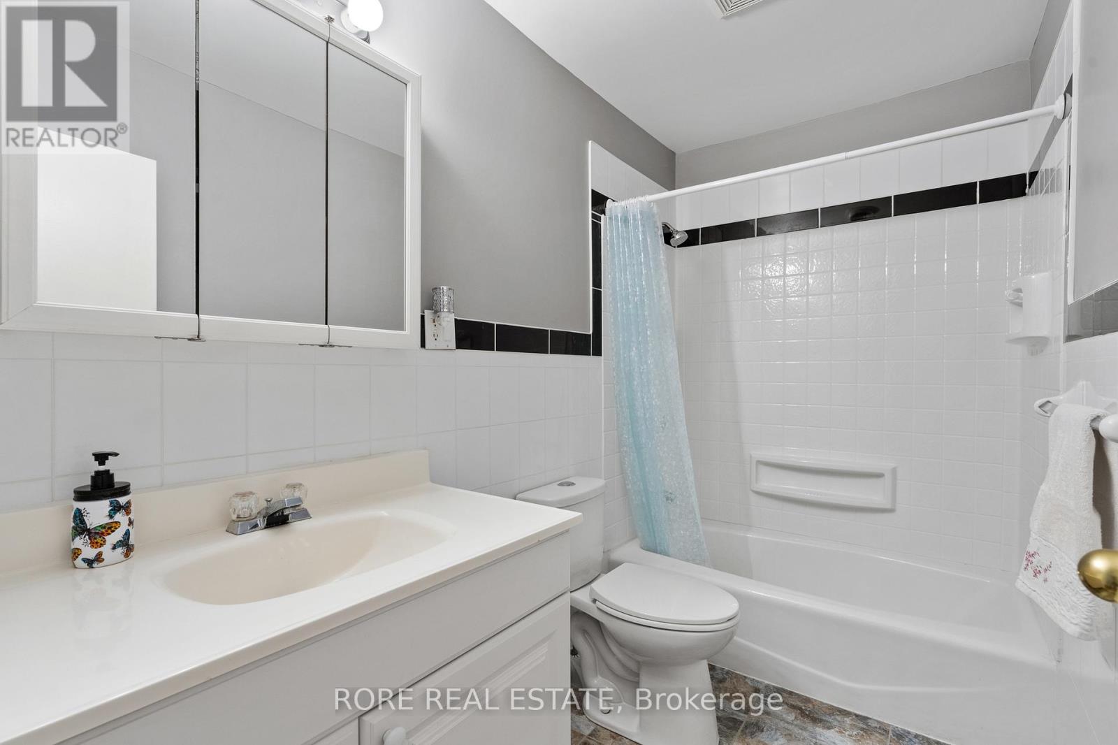 128 Cook Avenue, Fort Erie, Ontario  L0S 1N0 - Photo 11 - X12817924
