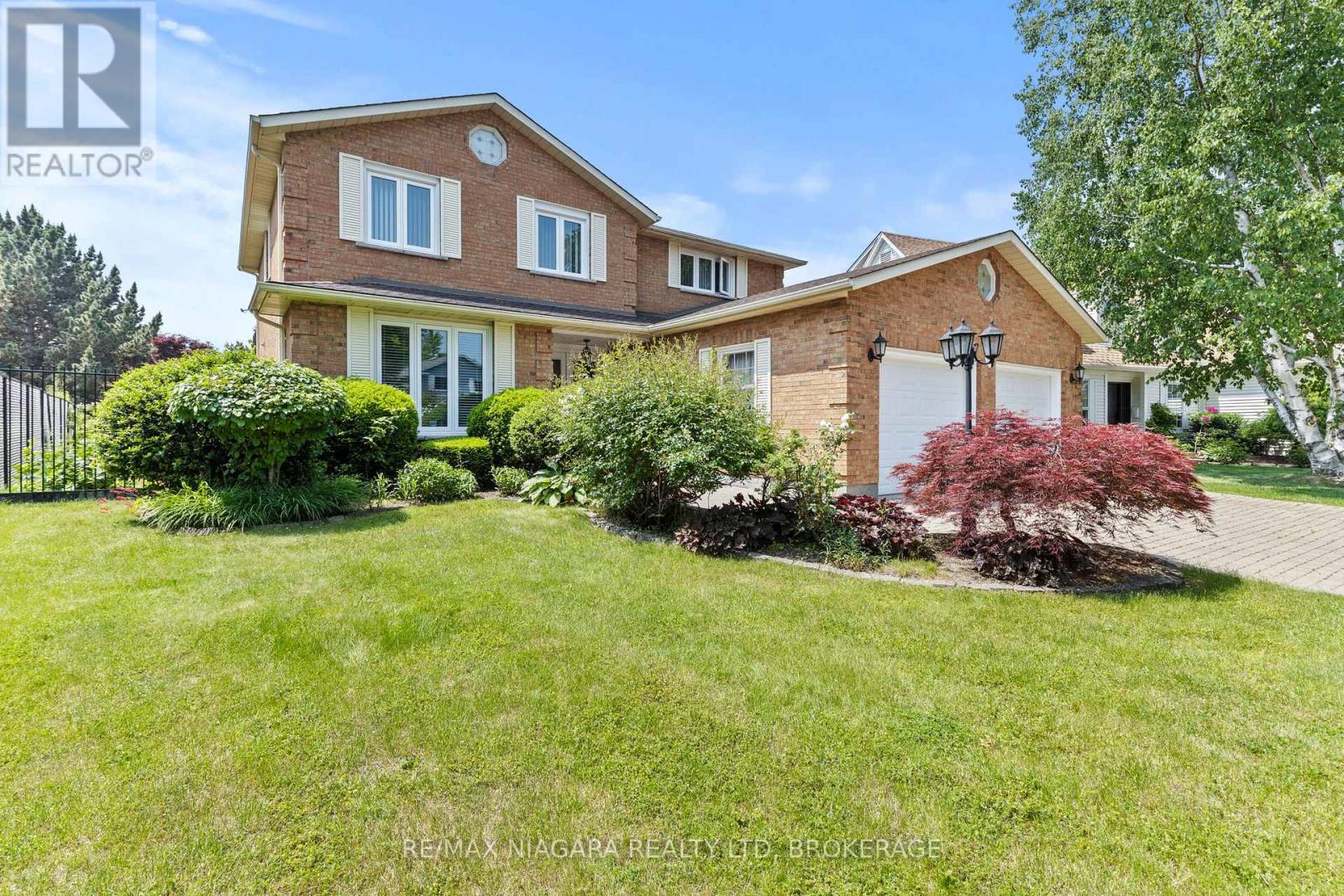 67 The Promenade, Niagara-On-The-Lake, Ontario  L0S 1J0 - Photo 2 - X12824728