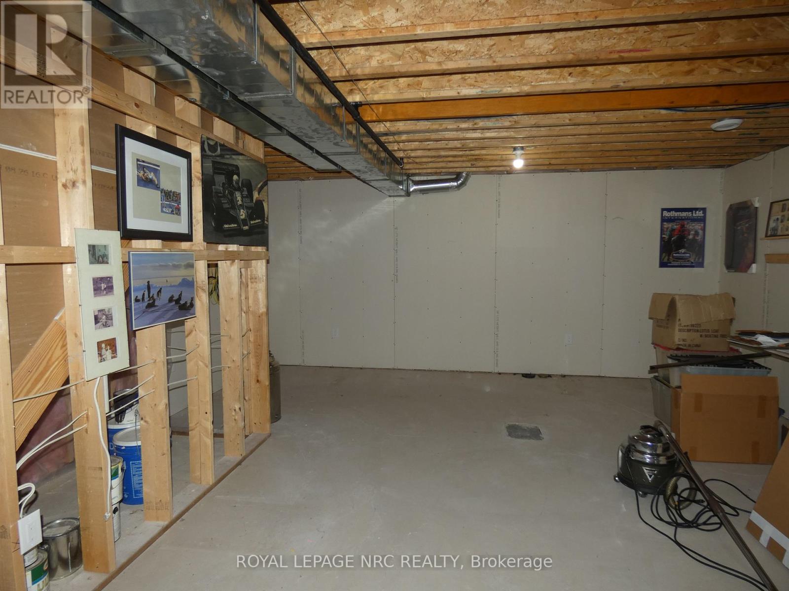 4807 Zimmerman Avenue, Niagara Falls, Ontario  L2E 3N1 - Photo 28 - X12825118