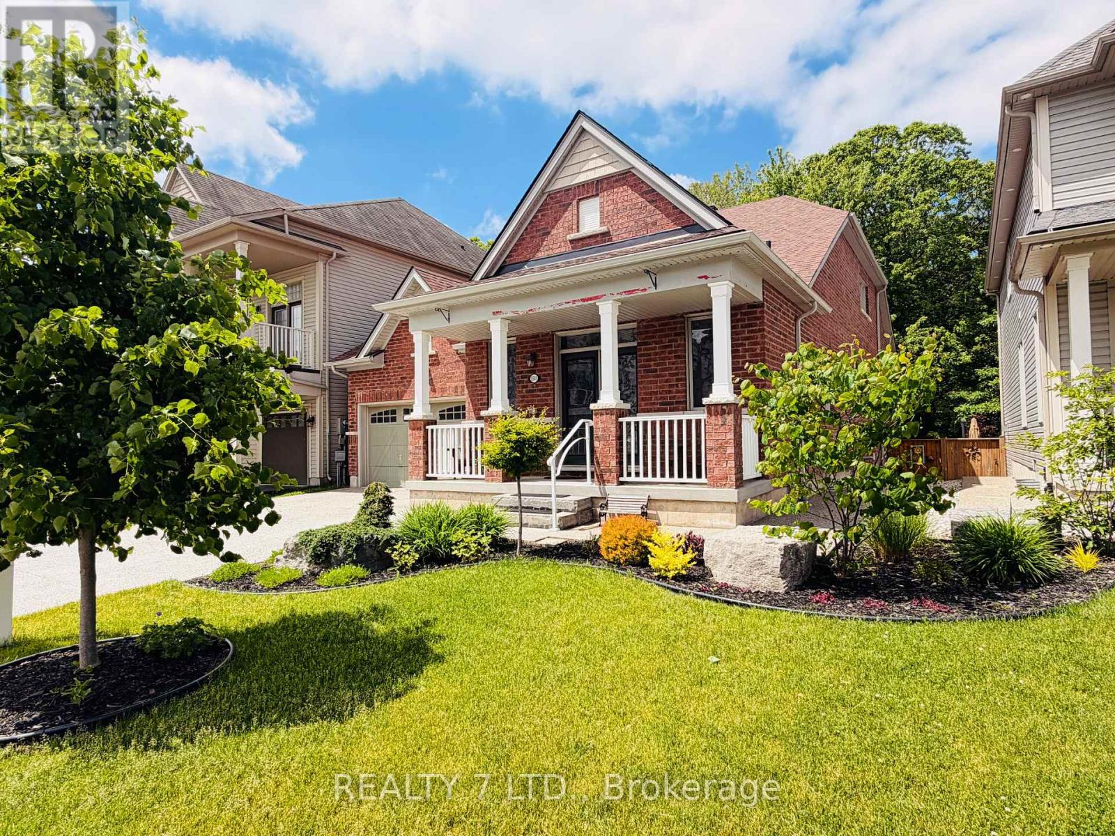 8541 Sweet Chestnut Drive, Niagara Falls, Ontario  L2H 0N1 - Photo 1 - X12829288