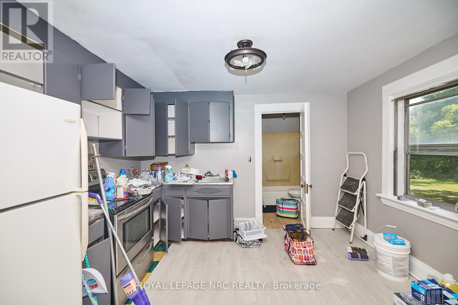 3758 Main Street, Niagara Falls, Ontario  L2G 6B2 - Photo 26 - X12847158
