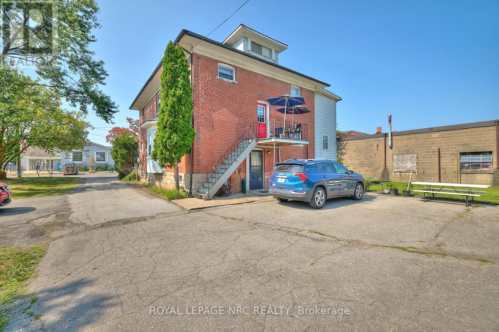 3758 Main Street, Niagara Falls, Ontario  L2G 6B2 - Photo 7 - X12847160