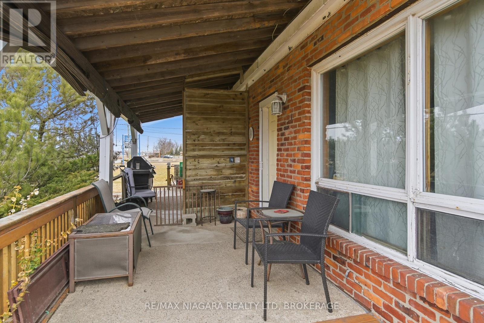 8356 Oakwood Drive, Niagara Falls, Ontario  L2E 6S5 - Photo 23 - X12871144