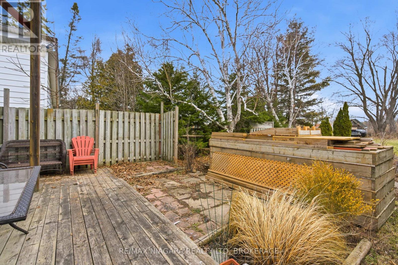 8356 Oakwood Drive, Niagara Falls, Ontario  L2E 6S5 - Photo 25 - X12871144