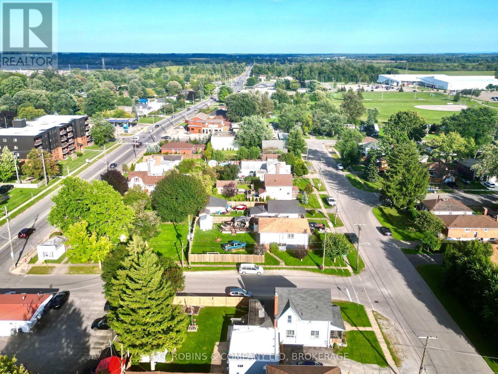 44 Chestnut Street, Port Colborne, Ontario  L3K 1R4 - Photo 8 - X12874190