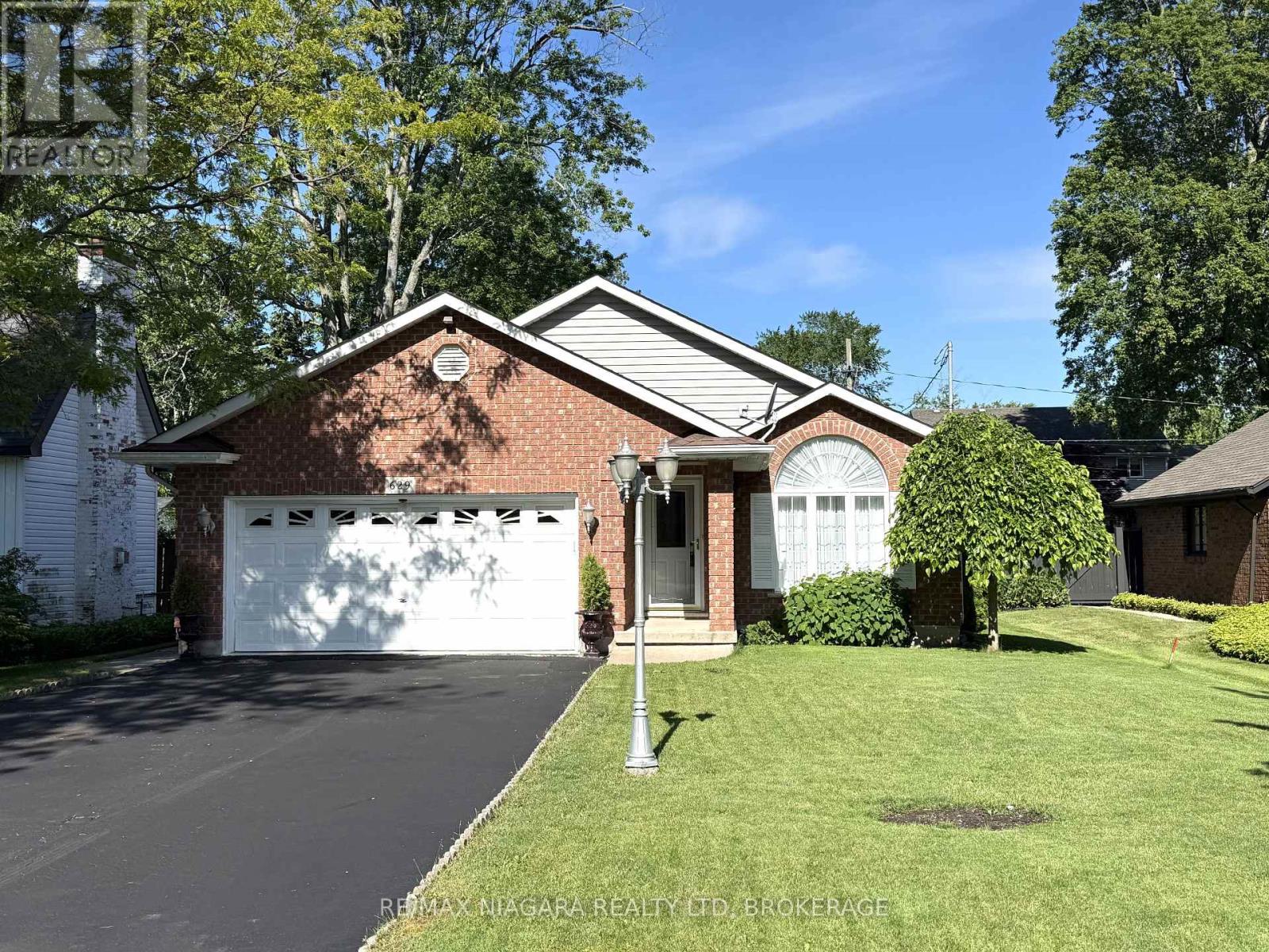 629 Daytona Drive, Fort Erie, Ontario  L2A 4Z5 - Photo 2 - X12880814
