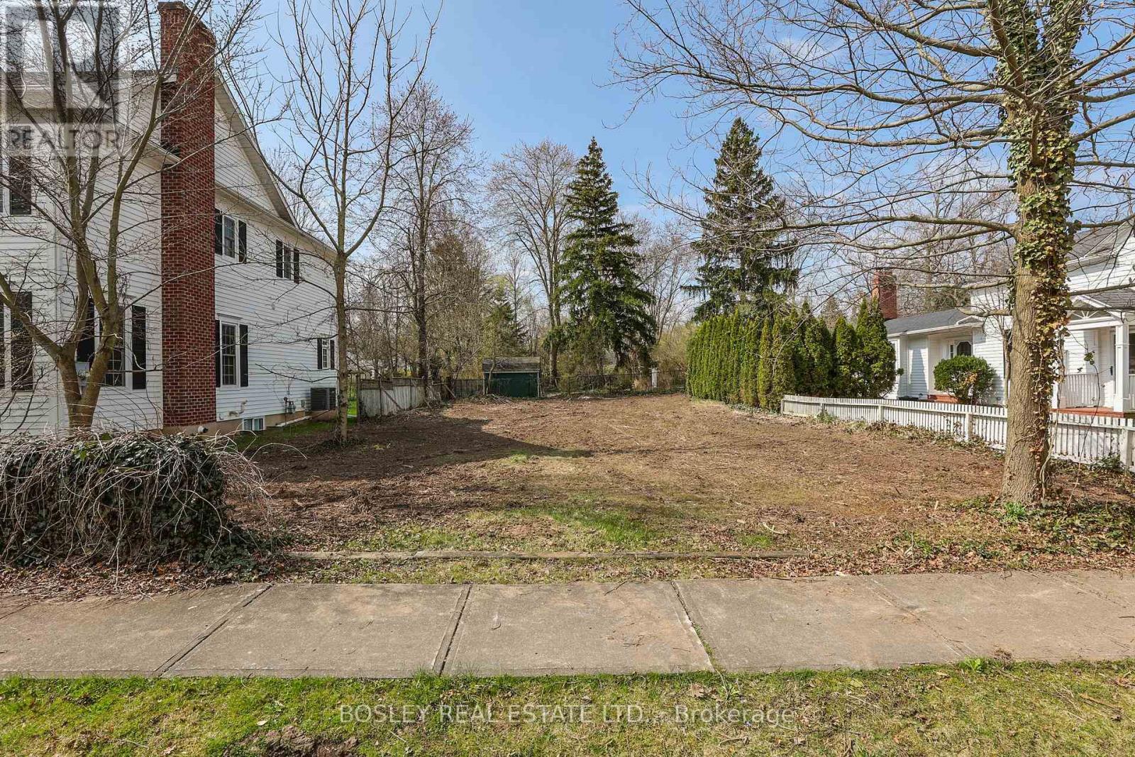 80 Gage Street, Niagara-On-The-Lake, Ontario  L0S 1J0 - Photo 2 - X12881080